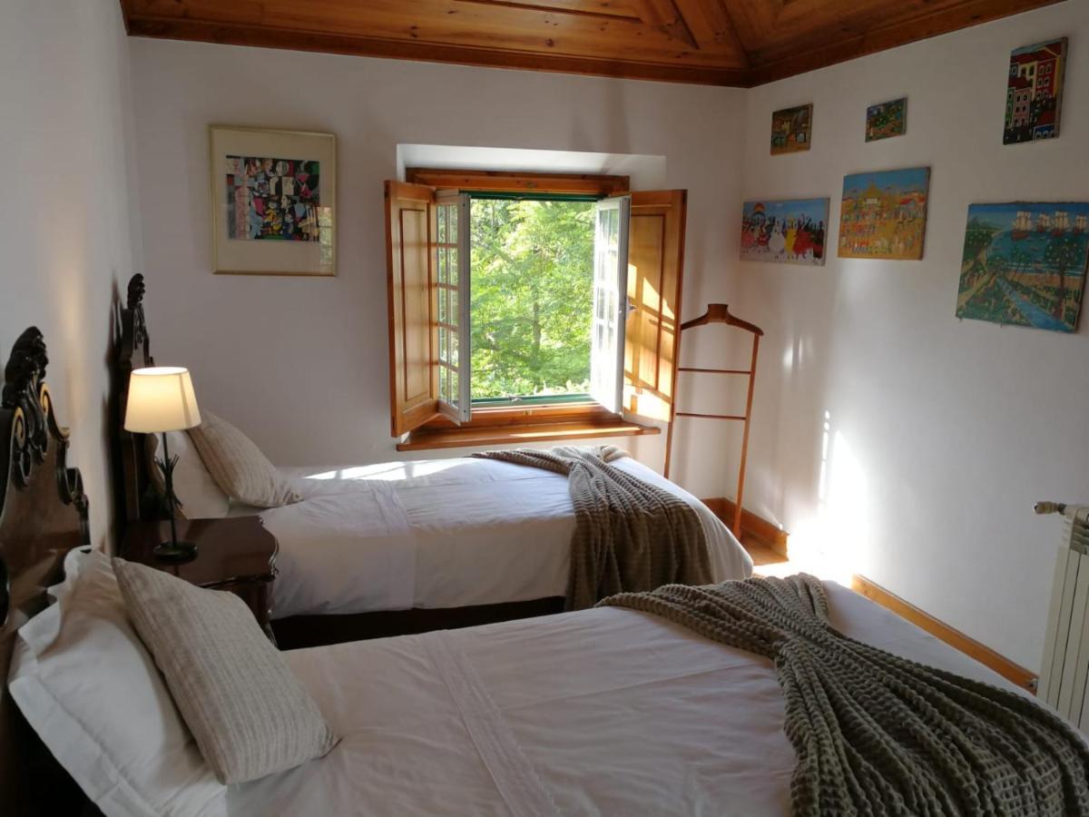 Quinta Do Rio Touro Bed & Breakfast Azoia  Rom bilde
